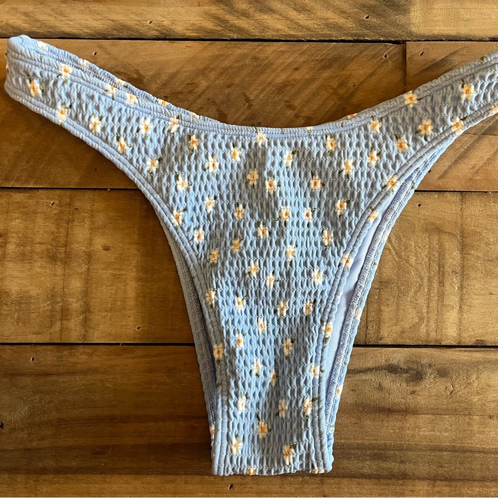 Hollister Blue Floral Bikini Bottom. Size XS.